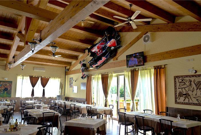 Locanda Del Lupo ฟาเอนซา ภายนอก รูปภาพ