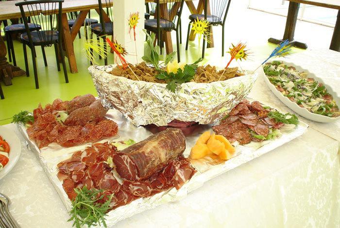 Locanda Del Lupo ฟาเอนซา ภายนอก รูปภาพ